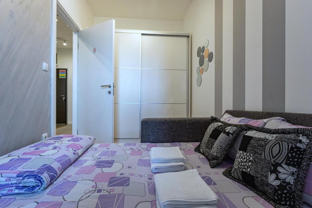 Daire Pleasure Lux1 *