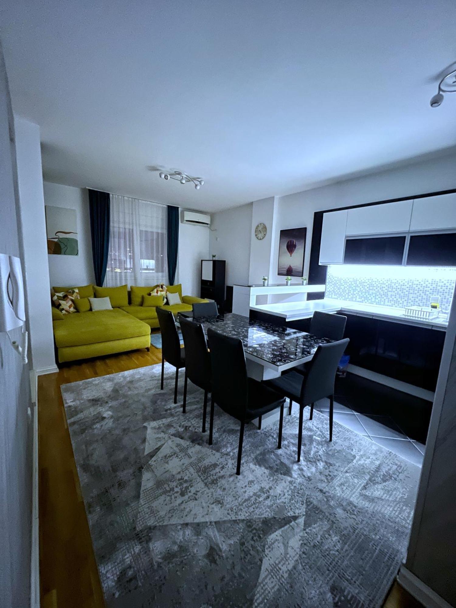 Pleasure Lux1 Daire